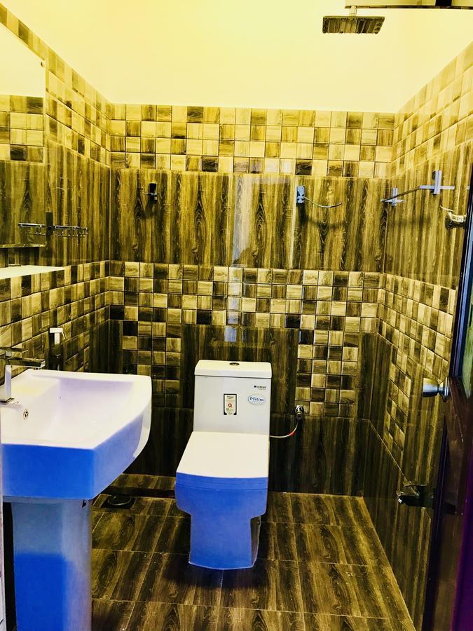 Travellers Halt Otel Ratnapura Dış mekan fotoğraf